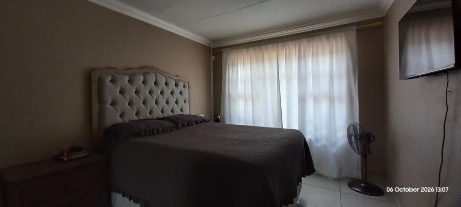 3 Bedroom Property for Sale in Ellaton North West